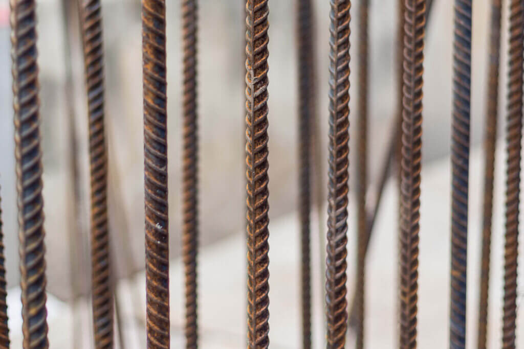 Tondini ferro e reti elettrosaldate - Vendita ferro per costruzioni